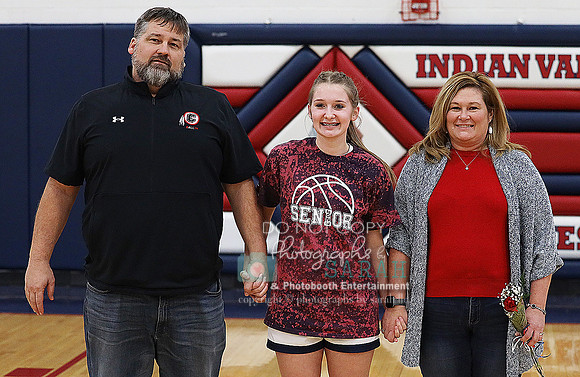 IV_senior_1344